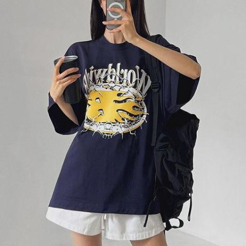 lagirl T-Shirt