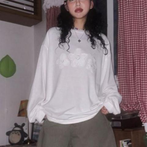 douchidouchi T-Shirt