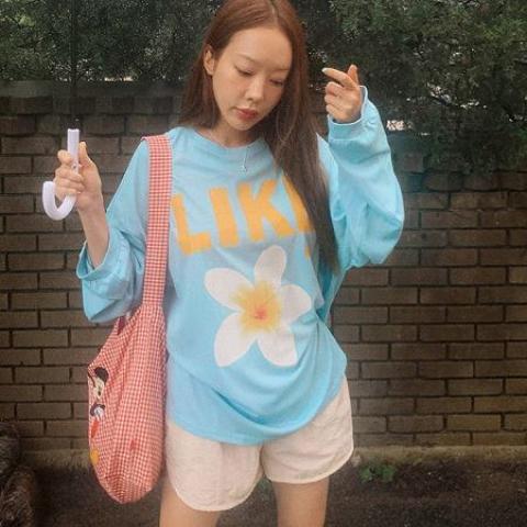 hanaunni T-Shirt