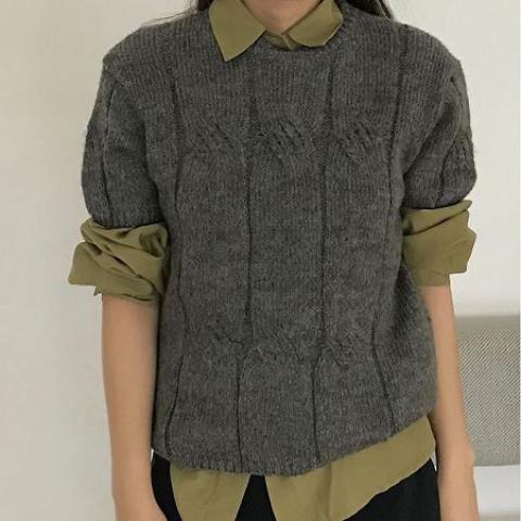 b-e 針織衫
