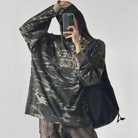lagirl T-Shirt