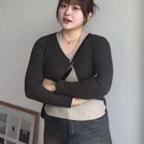 bokzassi 針織開衫